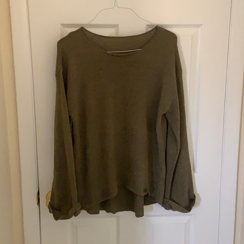 Bell sleeve knit sweater